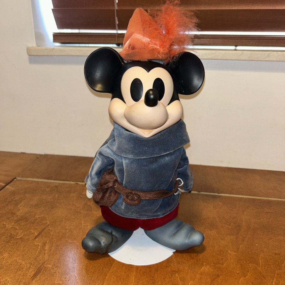 WALT DISNEY MICKEY MOUSE MUSICAL PORCELAIN DOLL BRAVE LITTLE TAILOR